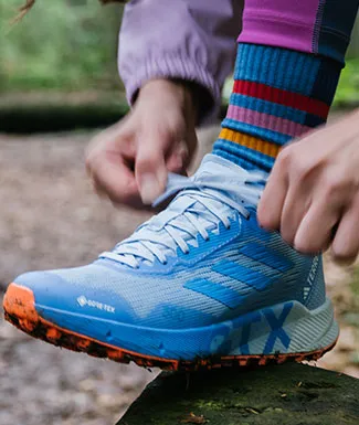 <center><b>ADIDAS</center></b>